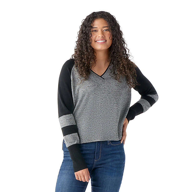 WOMEN'S EDGEWOOD V NECK - PRIOR SEASON - Image 3