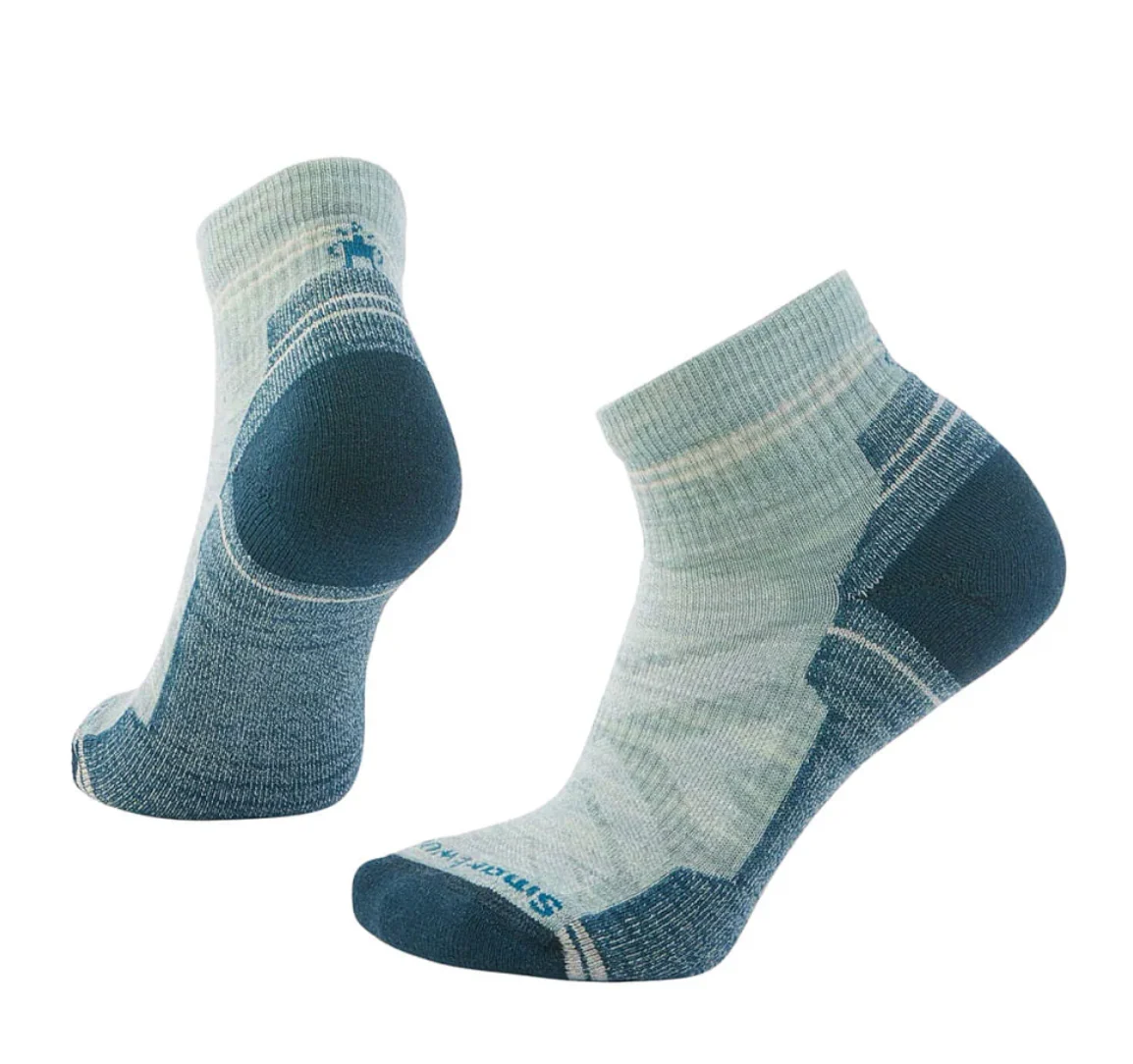 W's Hike Light Cushion Ankle Socks - Image 4